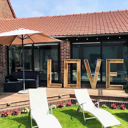 فندق مبيت وإفطار Les De Hilaire 3*