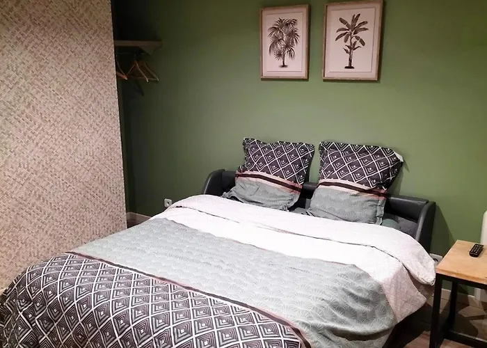 Couette-café Les De Hilaire 3*